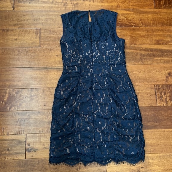 Eliza J Cap Sleeves Lace Sheet Dress Size 8 - Picture 4 of 12